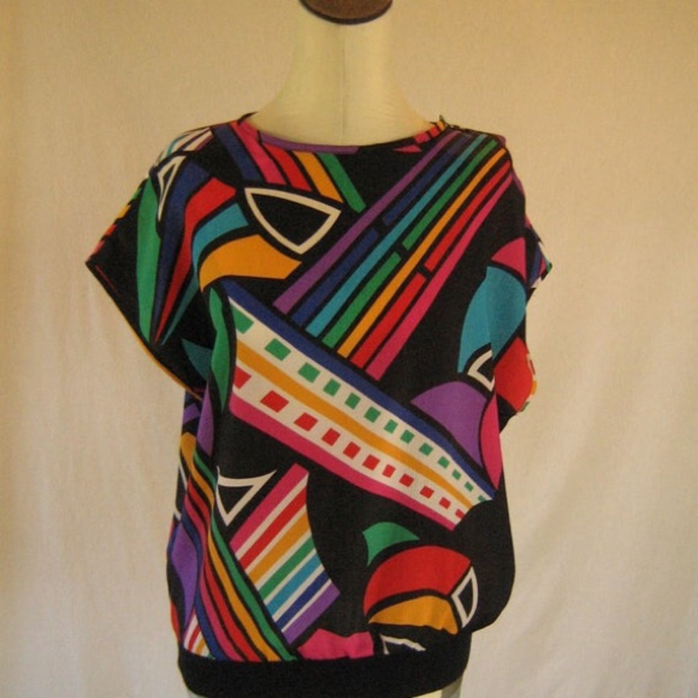 ISO Gianna multi rainbow geometric top in L/XL